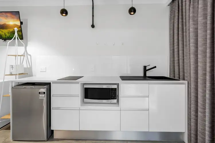 Sixth view of Homely studio listing, 7/261-265 Sheridan Street, Cairns North QLD 4870