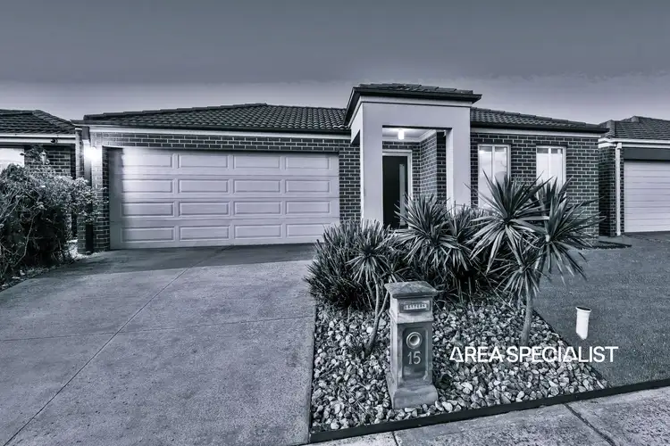 15 Raven Court, Pakenham VIC 3810