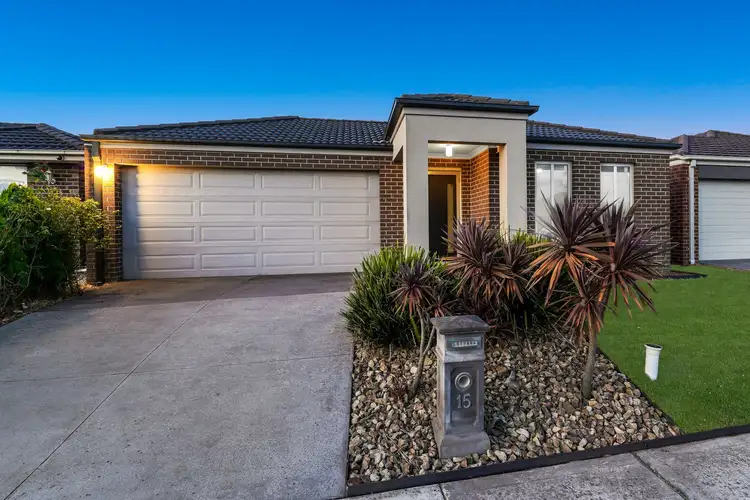 Second view of Homely house listing, 15 Raven Court, Pakenham VIC 3810