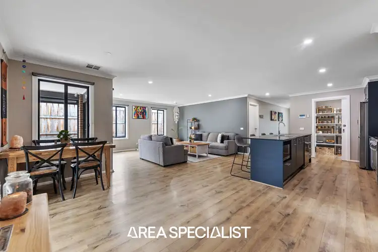 Fourth view of Homely house listing, 5 Mountford Rise, Pakenham VIC 3810