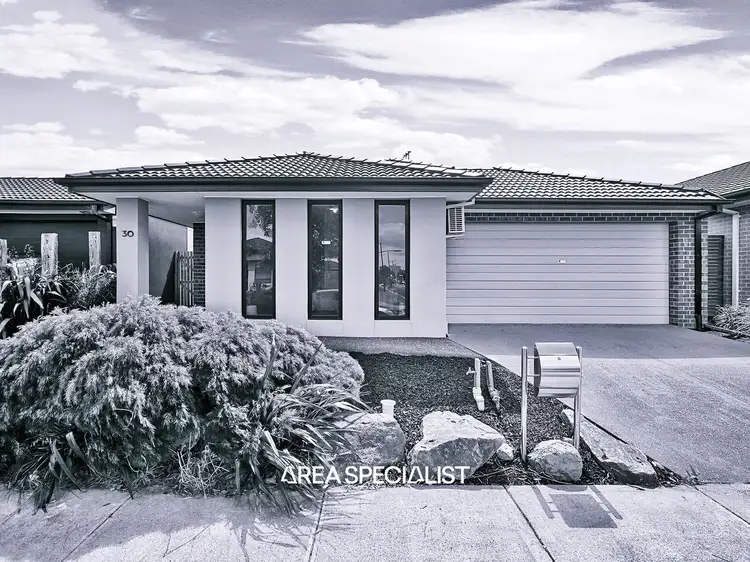 30 Joanne Way, Officer VIC 3809