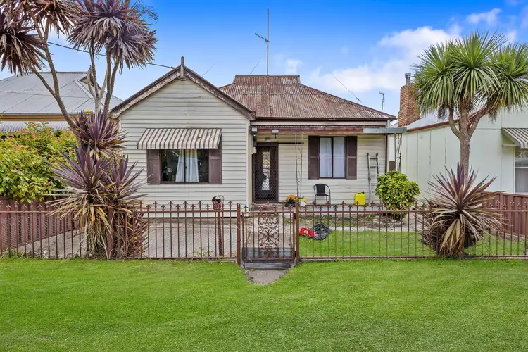 11 Piper Street, Portland NSW 2847