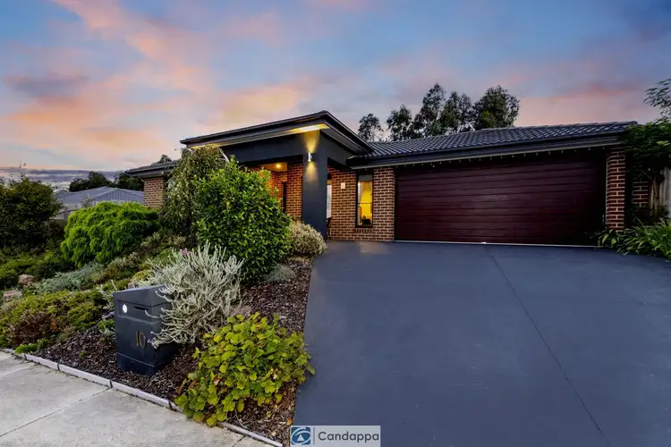 Second view of Homely house listing, 10 Chaucer Way, Drouin VIC 3818