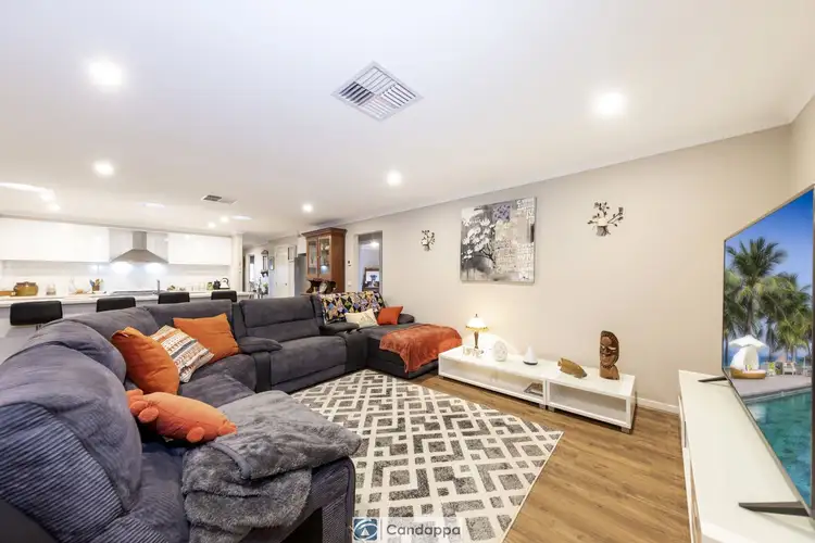 Fourth view of Homely house listing, 10 Chaucer Way, Drouin VIC 3818