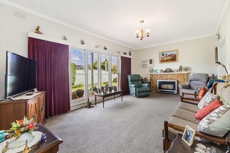 Fourth view of Homely house listing, 3 Adelaide Street, Flora Hill VIC 3550