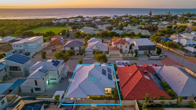 Second view of Homely house listing, 30 Endeavour Circle, Wannanup WA 6210
