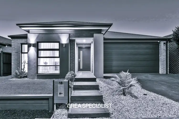 18 Walbrook Drive, Clyde North VIC 3978