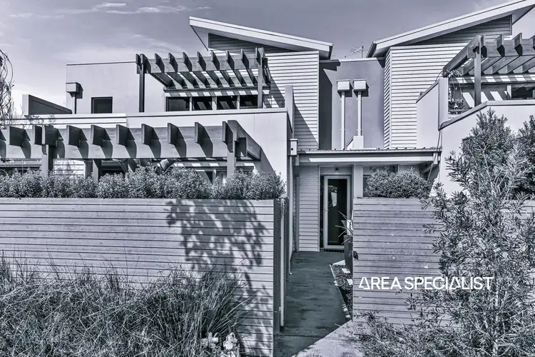 2/19 Peppertree Street, Keysborough VIC 3173