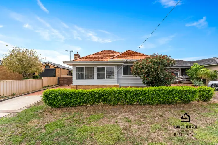 24 Ashley Street, Marks Point NSW 2280