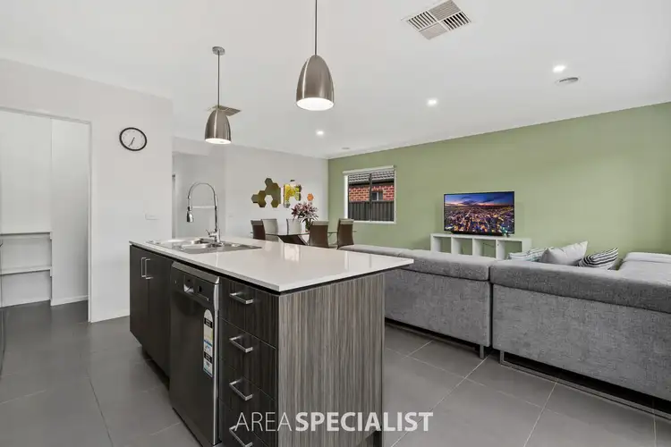 Fifth view of Homely house listing, 29 Artfield Street, Cranbourne East VIC 3977