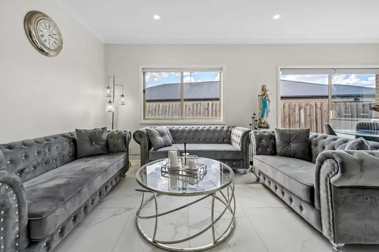 Fifth view of Homely unit listing, 1/20 Leveque Loop, Craigieburn VIC 3064