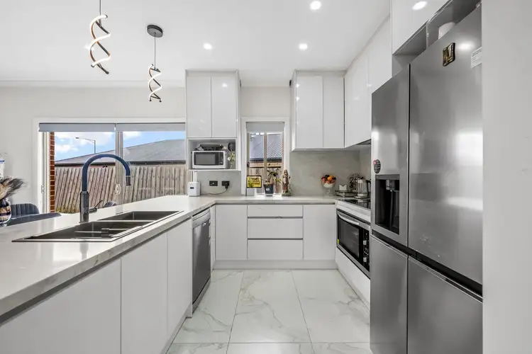 Sixth view of Homely unit listing, 1/20 Leveque Loop, Craigieburn VIC 3064