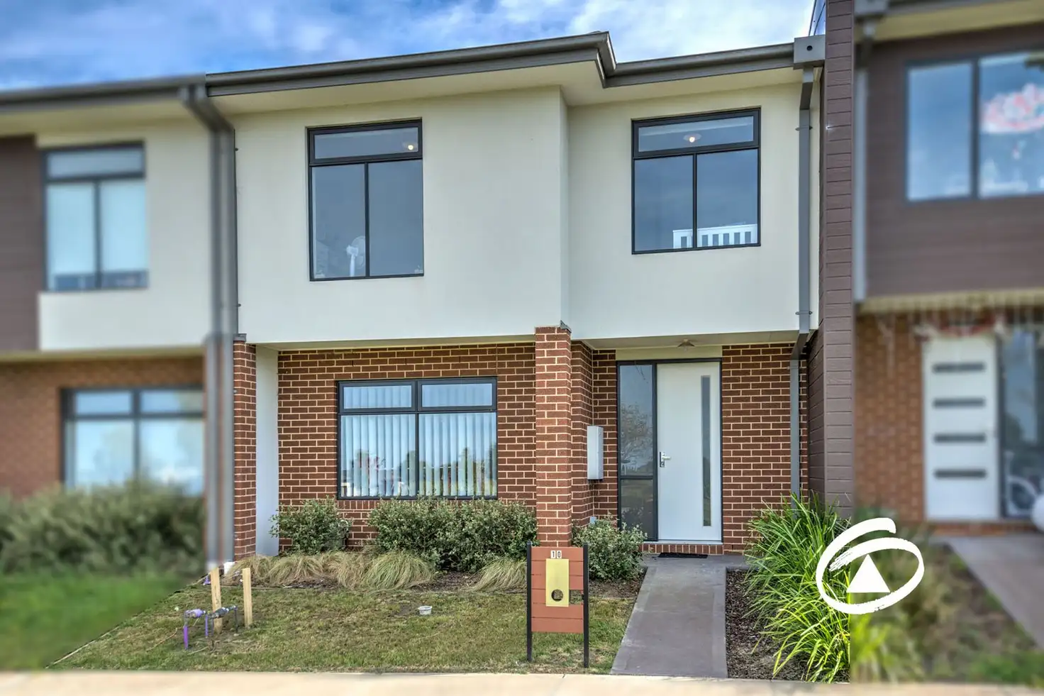 Main view of Homely townhouse listing, 10 Todd Lane, Pakenham VIC 3810
