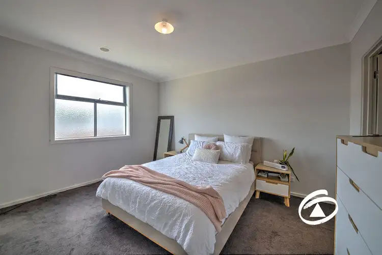 Fifth view of Homely townhouse listing, 10 Todd Lane, Pakenham VIC 3810