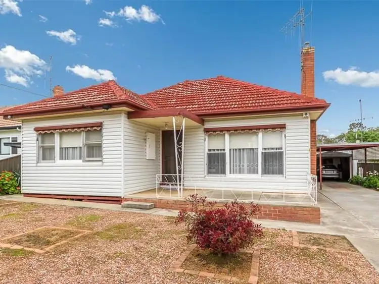 Main view of Homely house listing, 6 Graham Street, Kangaroo Flat VIC 3555