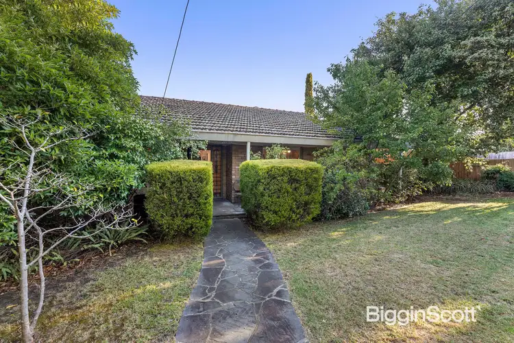72 Golden Way, Bulleen VIC 3105