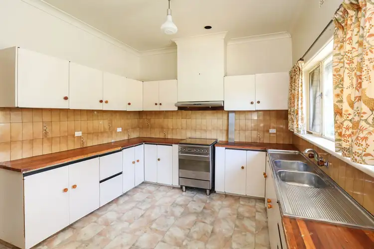 Seventh view of Homely house listing, 228 Walnut Avenue, Mildura VIC 3500