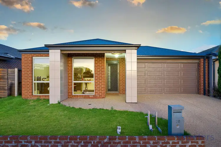 20 Curved Trunk Road, Officer VIC 3809