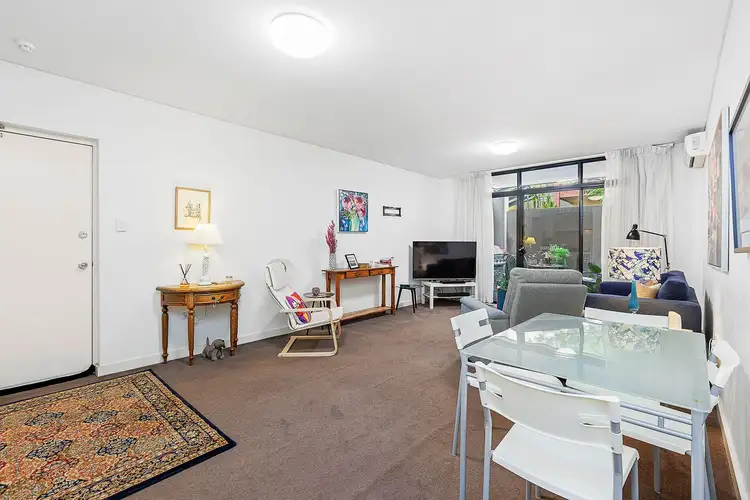 Fourth view of Homely apartment listing, 3/124 Mounts Bay Road, Perth WA 6000