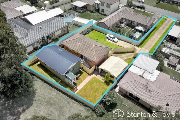 17 & 17A Moxham Street, Cranebrook NSW 2749