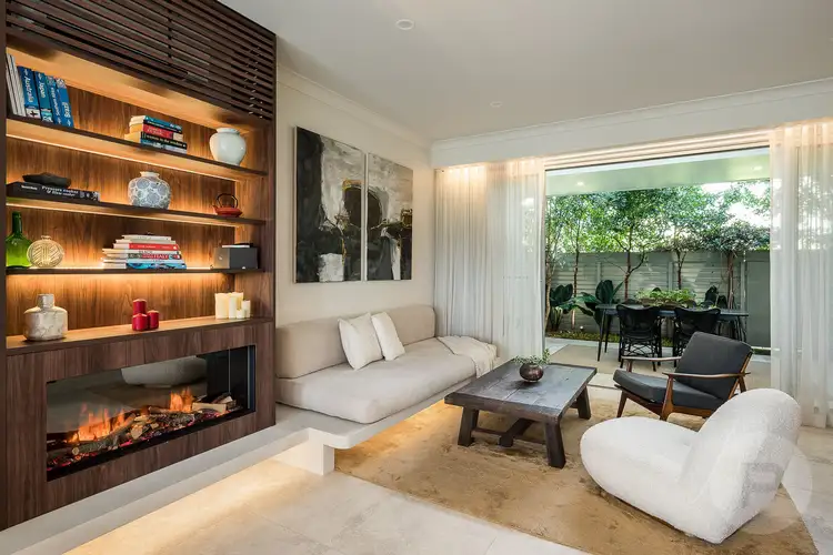 4/7 Bellevue Terrace, St Lucia QLD 4067