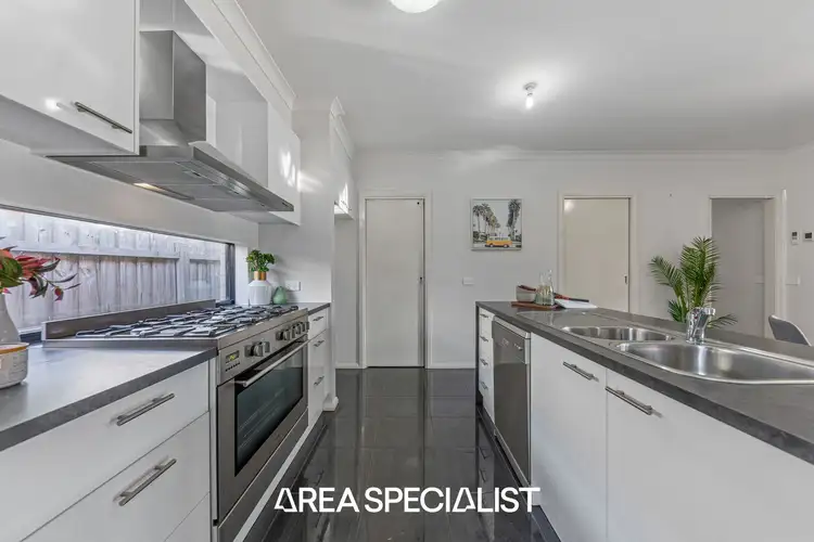 Third view of Homely house listing, 3 Tribuzi Close, Pakenham VIC 3810