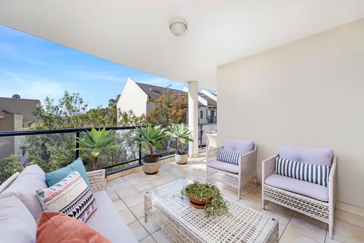 9/6 Taylors Drive, Lane Cove NSW 2066