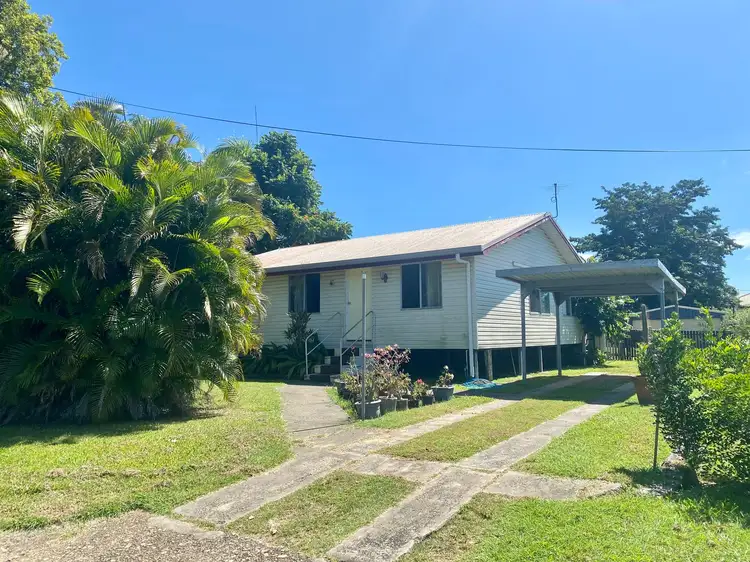 8 Venton Street, Sarina QLD 4737