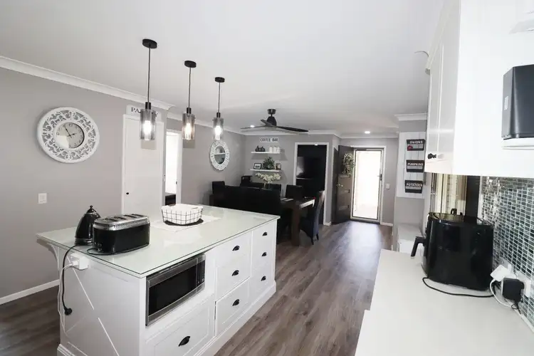 Seventh view of Homely house listing, 5 Genoa Court, Point Vernon QLD 4655