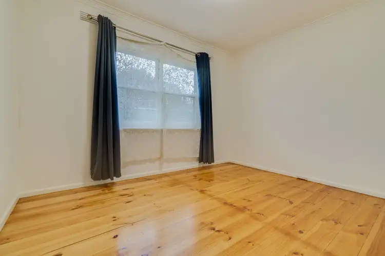 Seventh view of Homely house listing, 16 Montgomery Crescent, White Hills VIC 3550