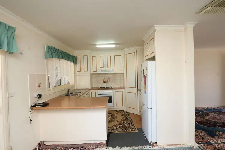 Fifth view of Homely townhouse listing, 3/2 Heather Close, Mildura VIC 3500