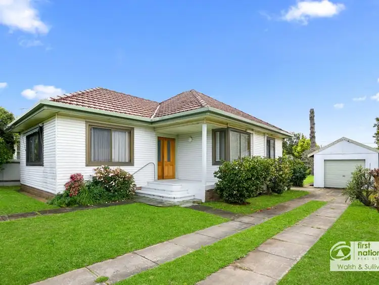 65 Portico Parade, Toongabbie NSW 2146