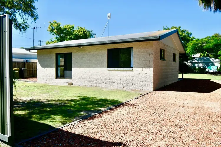 14 Manley Smith Drive Walkers Point, Woodgate QLD 4660