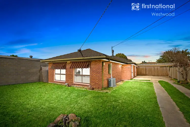 10 Tamarind Crescent, Werribee VIC 3030
