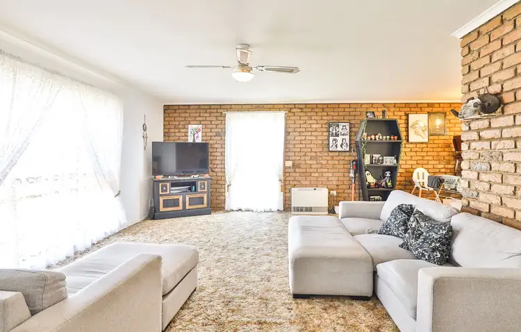 Fifth view of Homely house listing, 310 Walnut Avenue, Mildura VIC 3500