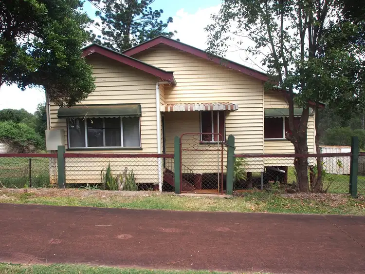 17 Queen Street, Cordalba QLD 4660