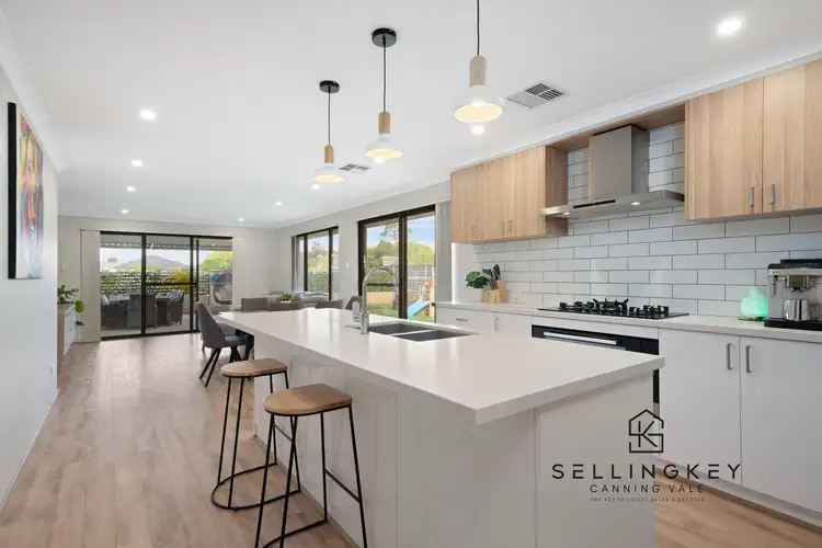 35 Grasby Way, Piara Waters WA 6112