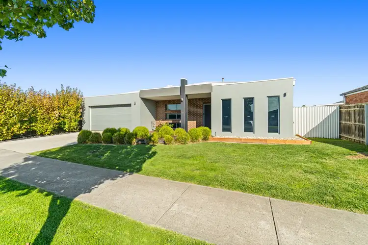 Second view of Homely house listing, 127 Hammersmith Circuit, Traralgon VIC 3844