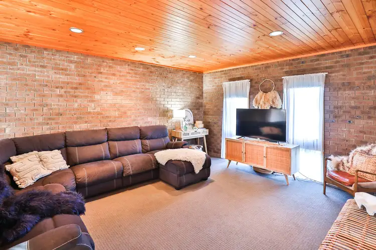Fifth view of Homely house listing, 2 Nulty Drive, Robinvale VIC 3549