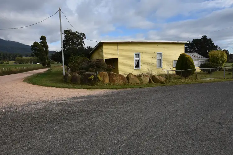 98 Pool Road, Caveside TAS 7304