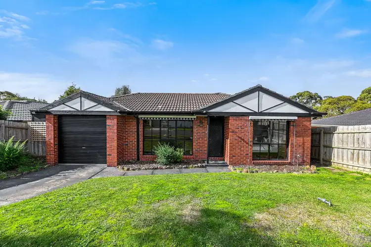 Second view of Homely house listing, 5 Howitt Court, Berwick VIC 3806