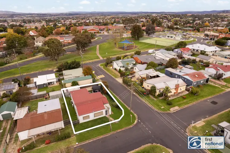 12 Moresby Way, West Bathurst NSW 2795
