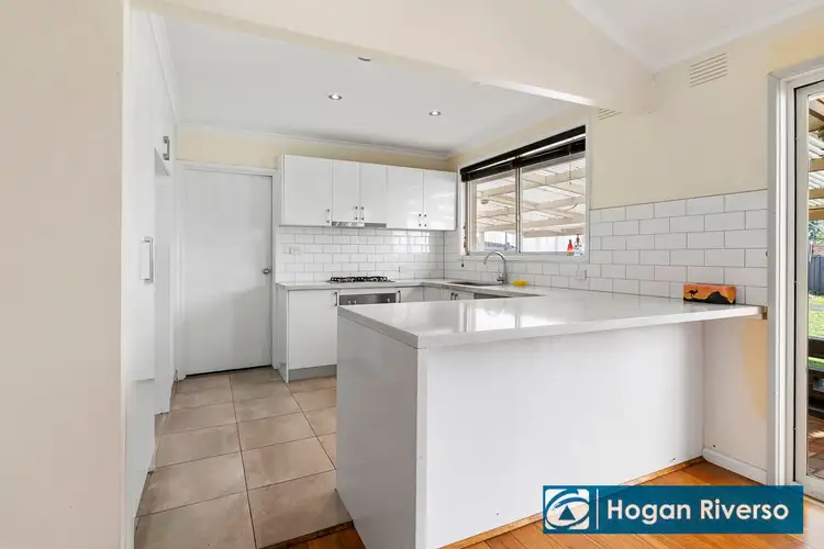 Fourth view of Homely house listing, 4 Aquila Crescent, Endeavour Hills VIC 3802