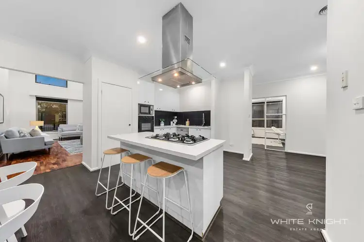 Seventh view of Homely house listing, 5 Jells Place, Caroline Springs VIC 3023