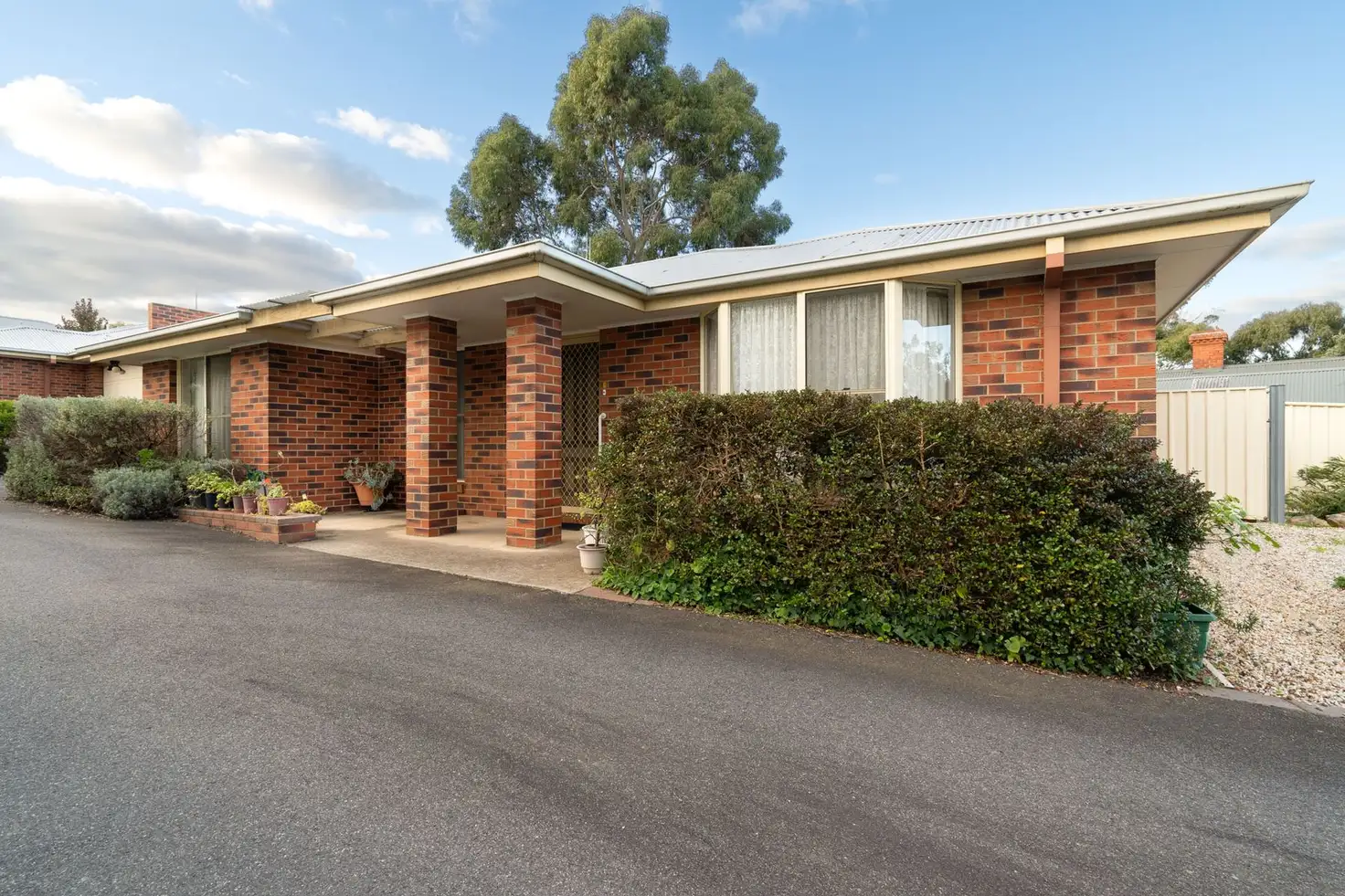 Main view of Homely unit listing, 1/102B Chum Street, Golden Square VIC 3555