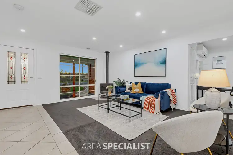 Sixth view of Homely house listing, 3 Flametree Circuit, Cranbourne VIC 3977