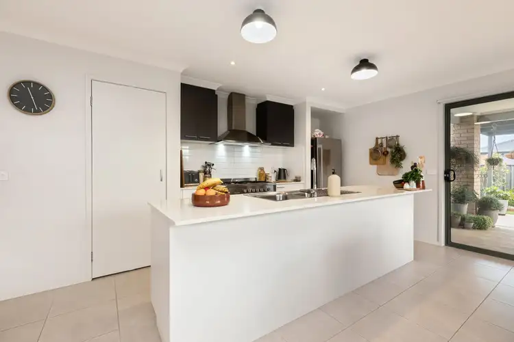 Second view of Homely house listing, 10 Merrion Street, Marong VIC 3515