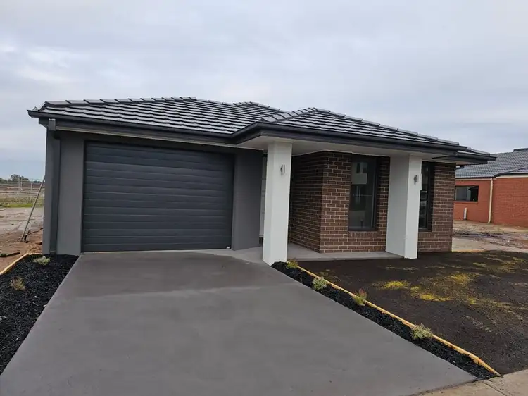 12 Wooli Ave, Clyde VIC 3978