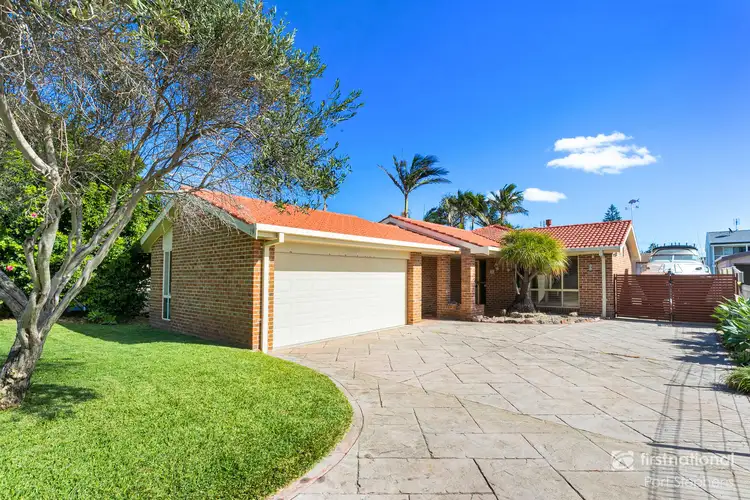 19 Morna Point Road, Anna Bay NSW 2316