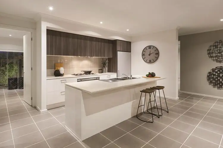 Second view of Homely house listing, 7 Montreal Circuit, Craigieburn VIC 3064